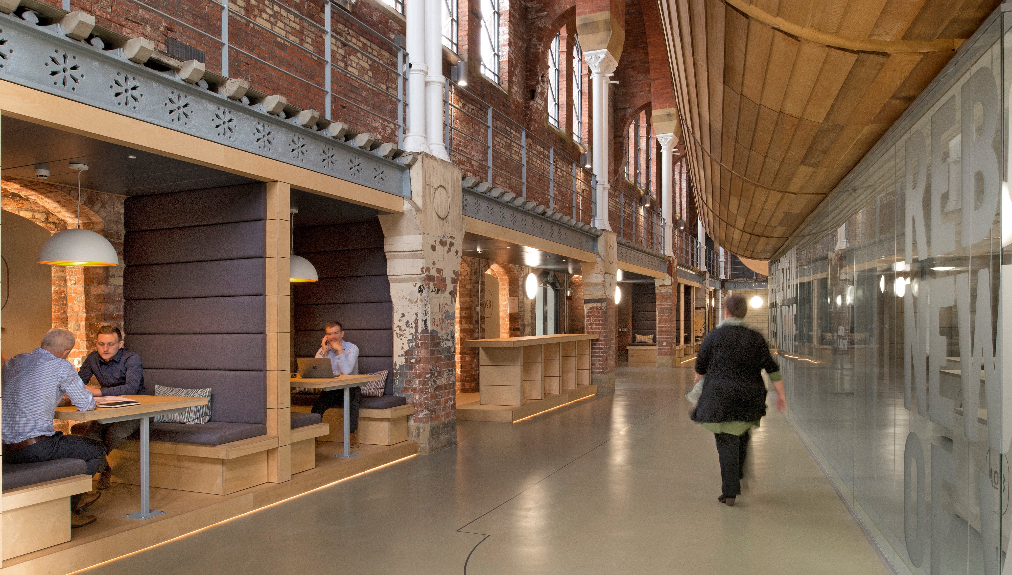 Oxford Innovation – image of person walking used on A2F Drupal website built by OWA